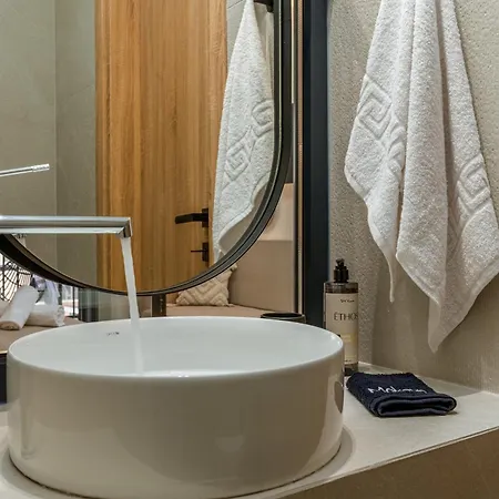 Apart-hotel Six Doors 3*